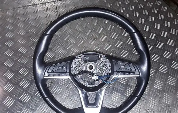 Nissan Qashqai Steering wheel 34267878A