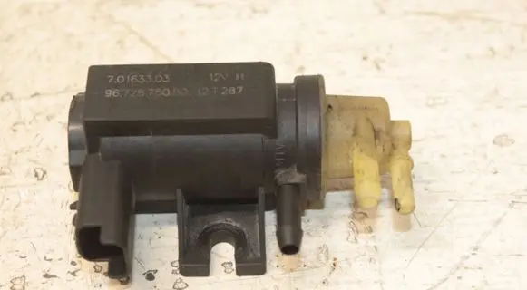 Ford C-MAX II Turbo solenoid valve 9672875080