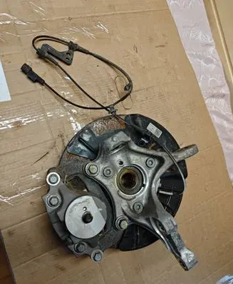 Hyundai Kona I Front wheel hub spindle knuckle