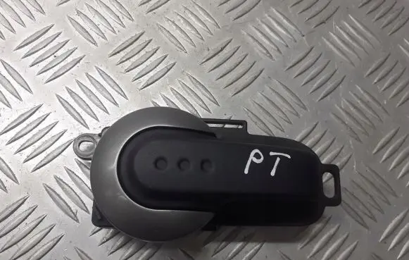 Nissan Note (E11) Rear door handle trim 5010800006