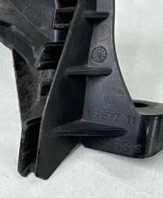 BMW Z4 E89 Front bumper mounting bracket 7192157