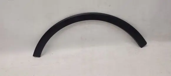 Fender trim (molding)