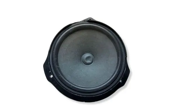 Mercedes-Benz E W212 Front door speaker A2048201902 970498XXX