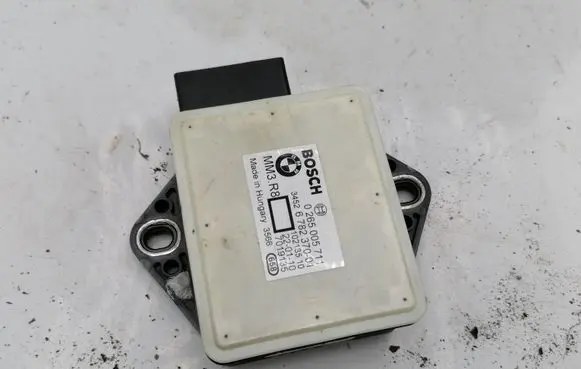 BMW 5 E60 E61 ESP acceleration yaw rate sensor 0265005711 67823701 34526782370