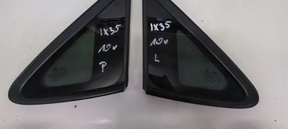 Hyundai ix35 Rear side window