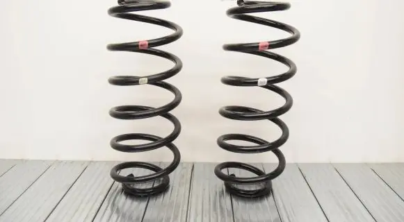 Toyota RAV 4 (XA40) Front coil spring