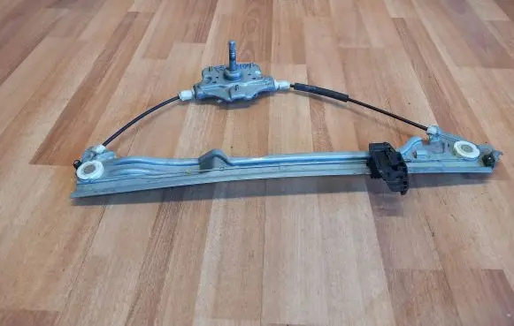 Renault Modus Rear door manual window regulator 118276 8200219259