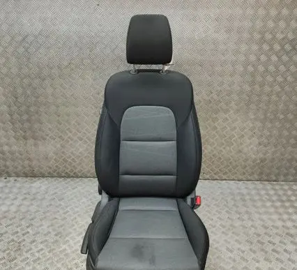 Hyundai Tucson TL Front passenger seat 88200D7112NNH