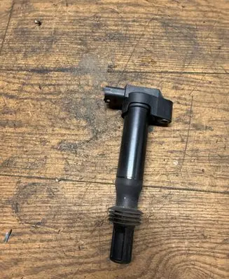 High voltage ignition coil