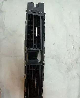 BMW 3 E90 E91 Dash center air vent grill 1448211