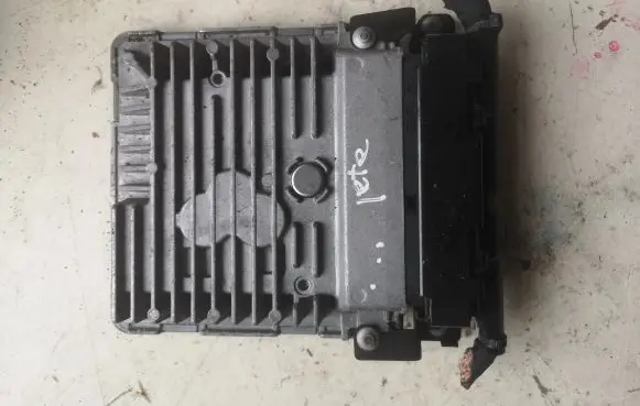 Volkswagen Jetta VI Engine control unit/module 03L906023MQ