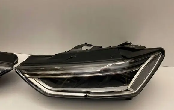 Audi A7 S7 4K8 Headlight/headlamp 4K8947033C 0337E000005450