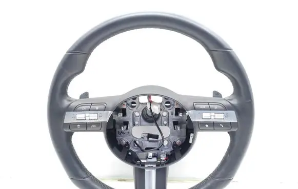 Hyundai Kona II Steering wheel 