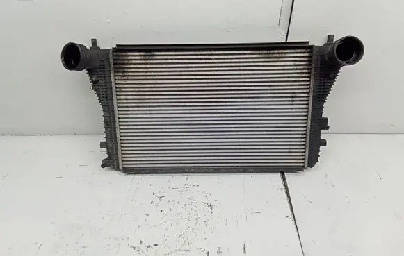 Skoda Octavia Mk2 (1Z) Intercooler radiator 1K0145927 1K0145803AP
