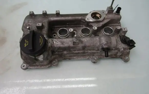 Hyundai i30 Rocker cam cover 