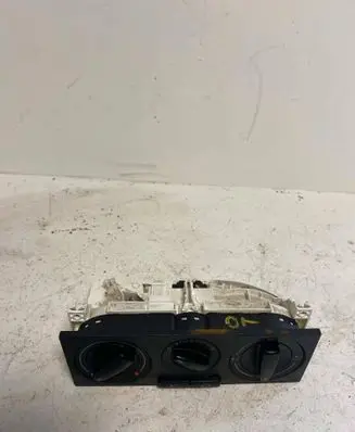 Volkswagen Golf IV Climate control unit 1J0820045F 657837L12 9015112100001