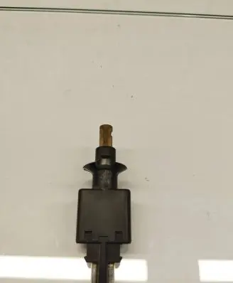 Mercedes-Benz E W124 Brake pedal sensor switch 0005457709 A0005457709
