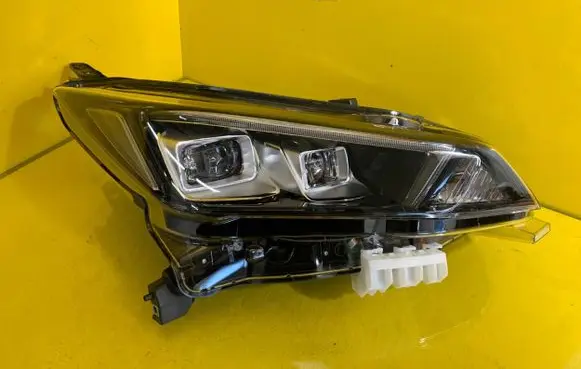 Nissan Leaf II (ZE1) Headlight/headlamp 260105SH5B