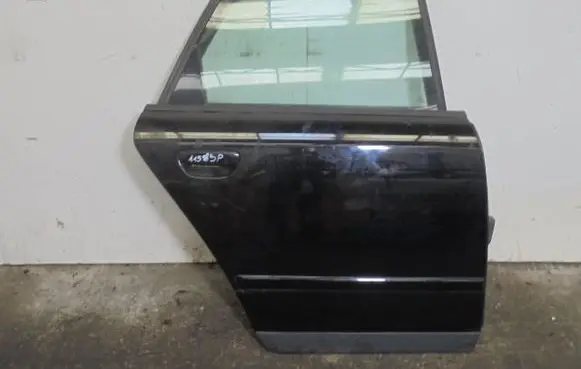 Audi A4 S4 B6 8E 8H Rear door 