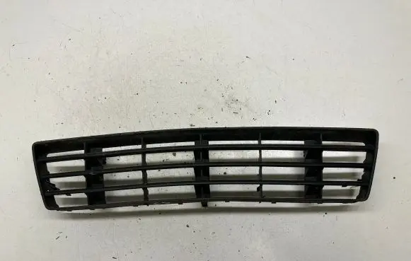 Audi A6 S6 C5 4B Front bumper lower grill 4B0807683F