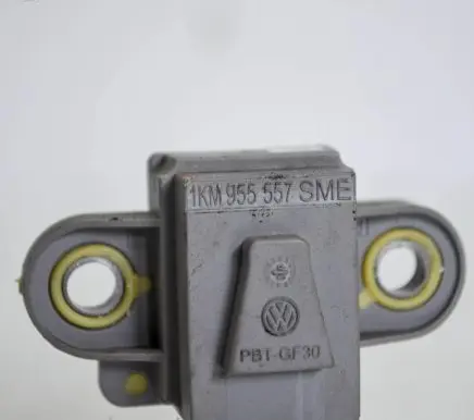 Volkswagen Golf VI Airbag deployment crash/impact sensor 1KM955557