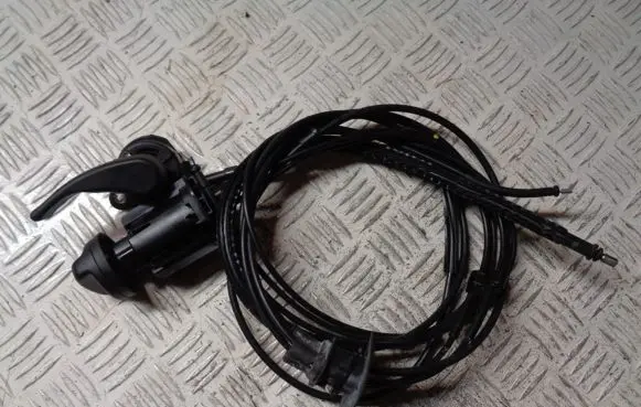 Dacia Duster II Engine bonnet/hood lock release cable 