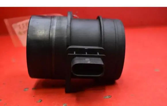 Volkswagen PASSAT B6 Mass air flow meter 03G906461C