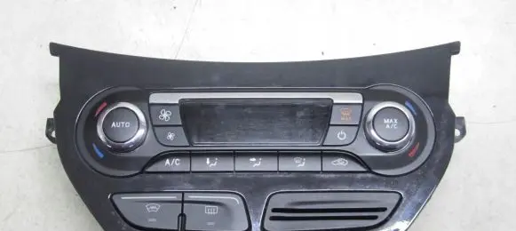 Ford Kuga II Climate control unit DV4T18C612AB