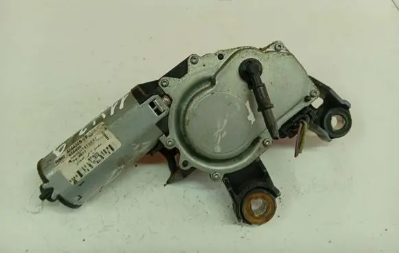 Volkswagen PASSAT B5.5 Rear window wiper motor 404430BVS