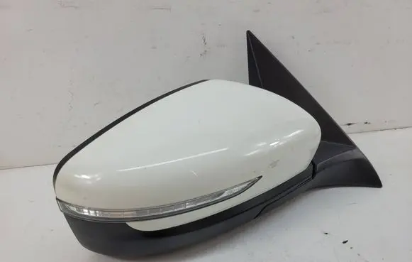 SsangYong Korando Front door electric wing mirror 