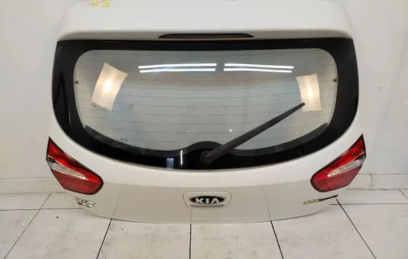 KIA Rio Tailgate/trunk/boot lid