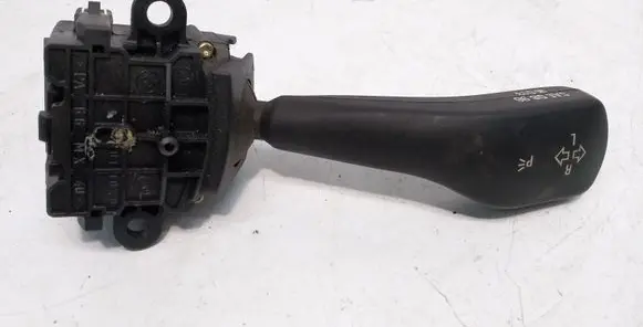 BMW 3 E46 Indicator stalk 8363662