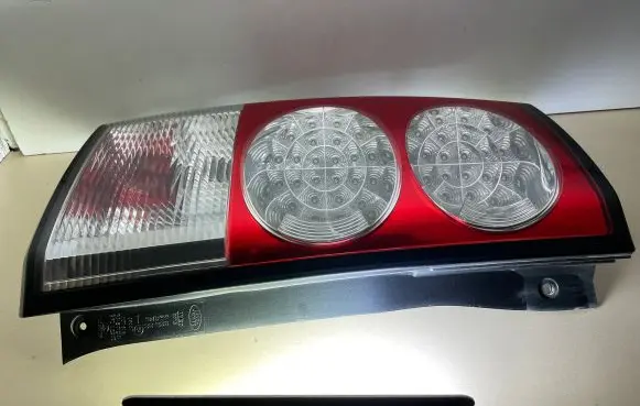 Land Rover Discovery 4 - LR4 Rear/tail lights A056008 09007 07LB