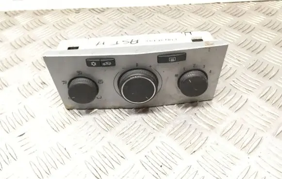 Opel Astra H Climate control unit 90151314 NA3 13269410