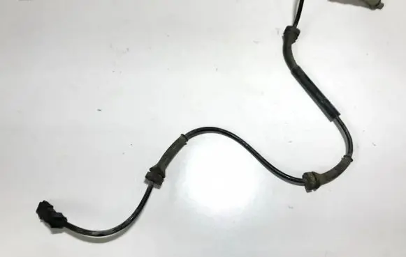 Renault Laguna II ABS brake wheel speed sensor 8200084125 100711-50941