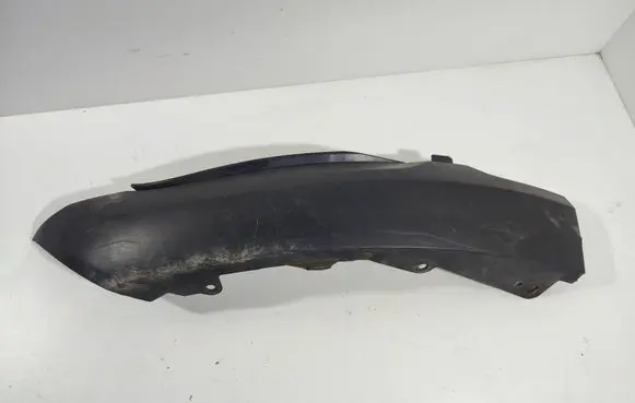Front bumper lip