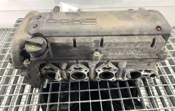 Suzuki Swift I Engine head M13A