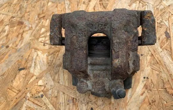 BMW X5 E53 Rear brake caliper