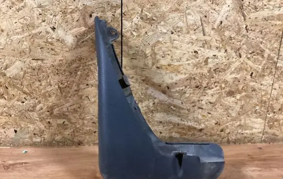 Ford Focus Front mudguard 6M5J16A262 6M5J16A263 D33MA