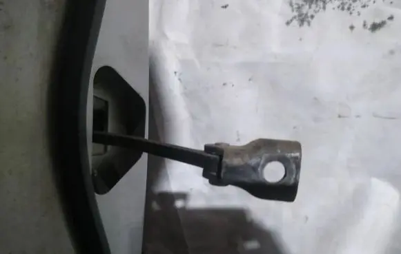 Peugeot 5008 Front door check strap stopper 