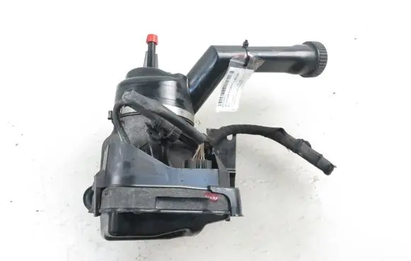 Peugeot 308 Power steering pump 9684979180