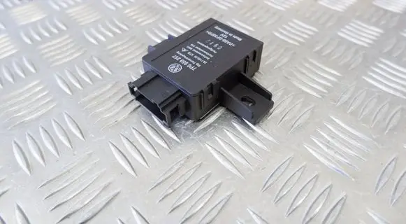 Volkswagen Touareg II Seat control module 7P6959257