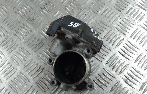 Volkswagen PASSAT B7 Throttle valve 03L128063R 1204111206 A2C31762900