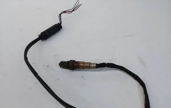 Mercedes-Benz C W204 Lambda probe sensor 0025400617