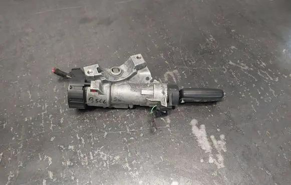 Skoda Fabia Mk2 (5J) Ignition lock 6R0905851D 5K0837202AD