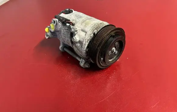 BMW X1 F48 F49 Air conditioning (A/C) compressor (pump)