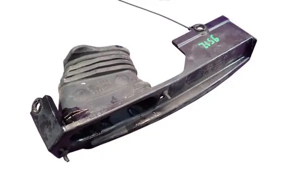 Honda CR-V Intercooler air guide/duct channel 