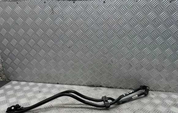 Gearbox oil cooler pipe/hose