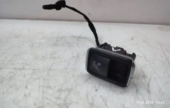Mercedes-Benz GL X166 Seat control switch A1668201310