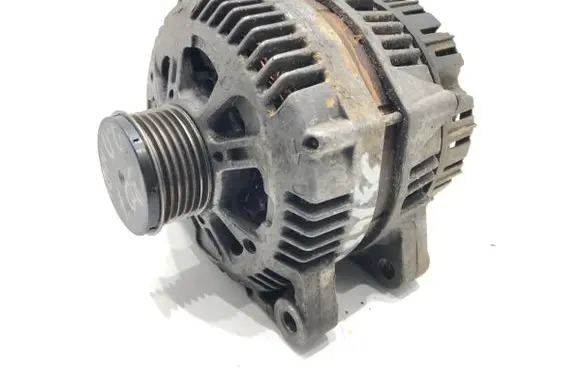 Suzuki Grand Vitara I Generator/alternator 9641302580